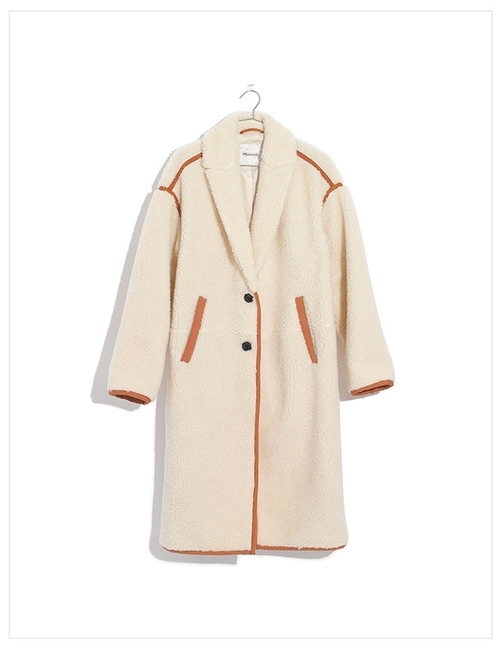 ESC: Saturday Savings, Dakota Fanning's Sherpa Coat